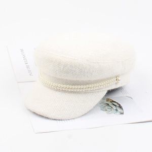 🖤 Ladies White Beret